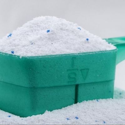 Un buon prezzo. L'enzima detergente della lipasi rimuove le macchie testarde di olio e del grasso in linea